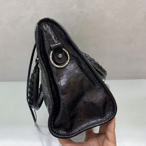 Balenciaga LE CITY MEDIUM BAG IN BLACK - Picture 4 of 7